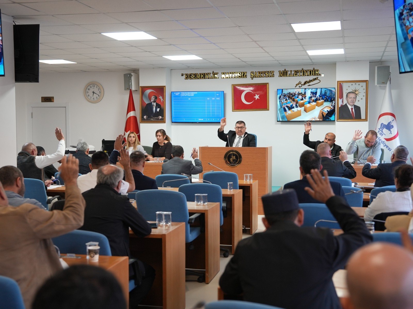 DÜZCE BELEDİYE MECLİSİ TOPLANDI
