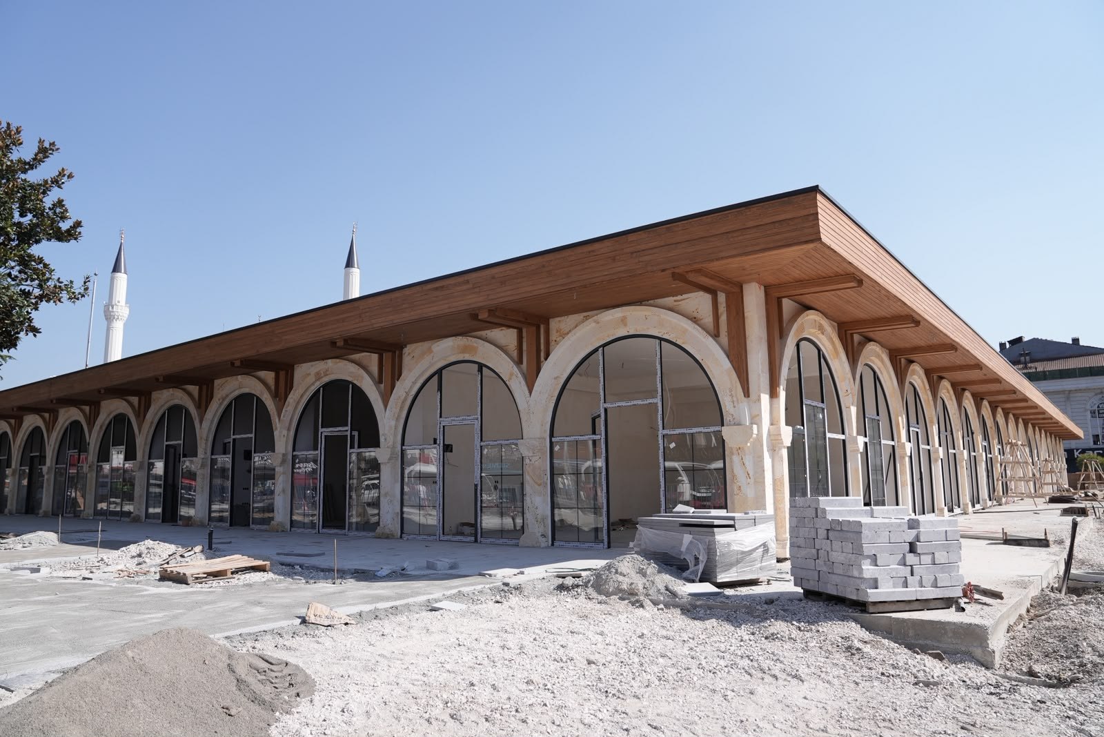 CEDİDİYE MEYDAN PROJESİNDE SON DOKUNUŞLAR