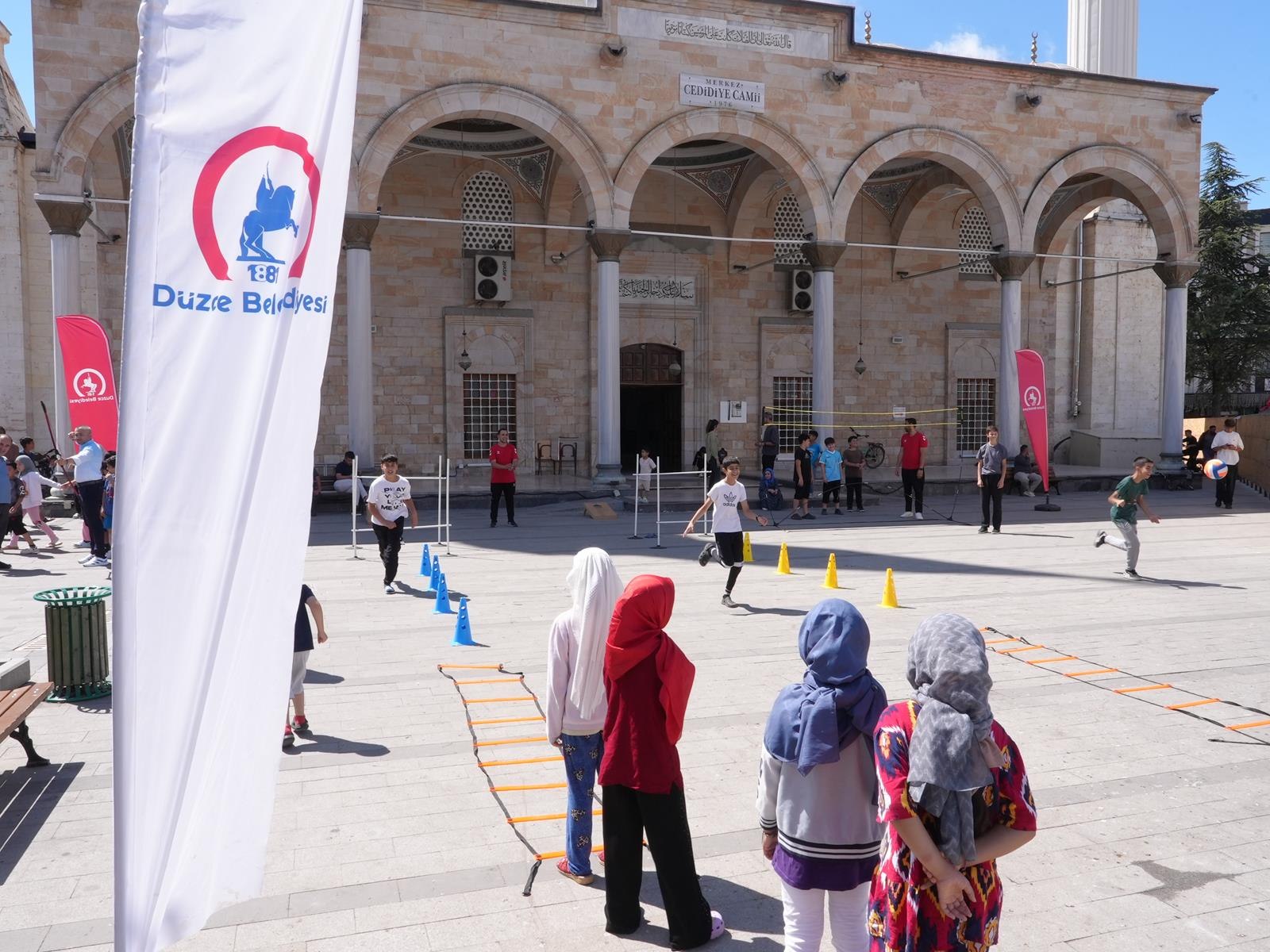 HAREKET CAMİDE 2 BİNDEN FAZLA KİŞİYE ULAŞTI