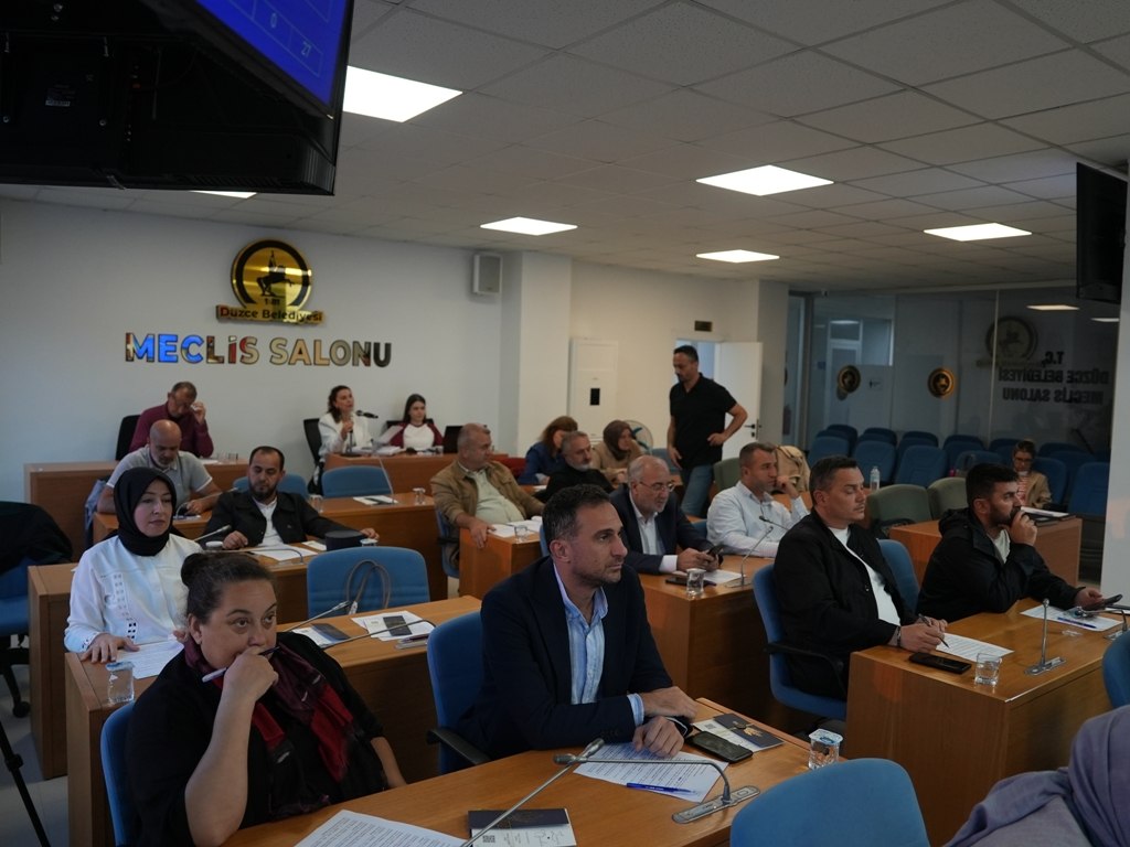 DÜZCE BELEDİYE MECLİSİ TOPLANDI