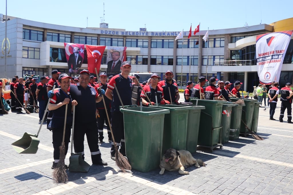 KÖŞE BUCAK TEMİZLİK HAREKETİ BAŞLADI