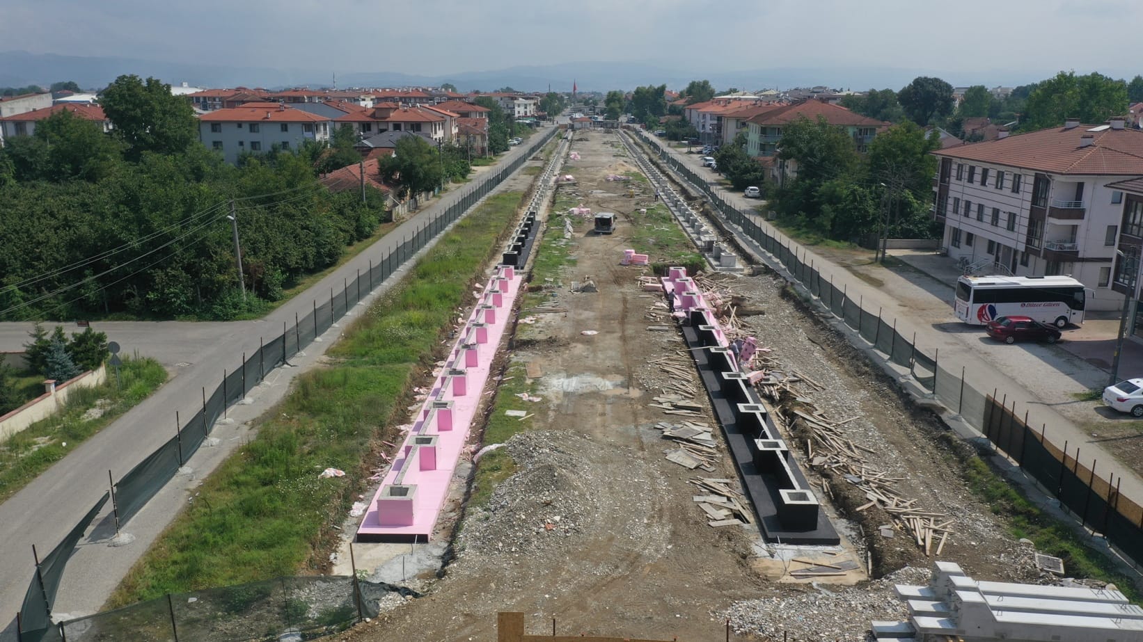 PAZARYERİ İNŞAATI YÜKSELİYOR