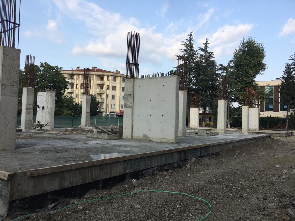 KONAK KAFKAS PARK ŞEKİLLENİYOR