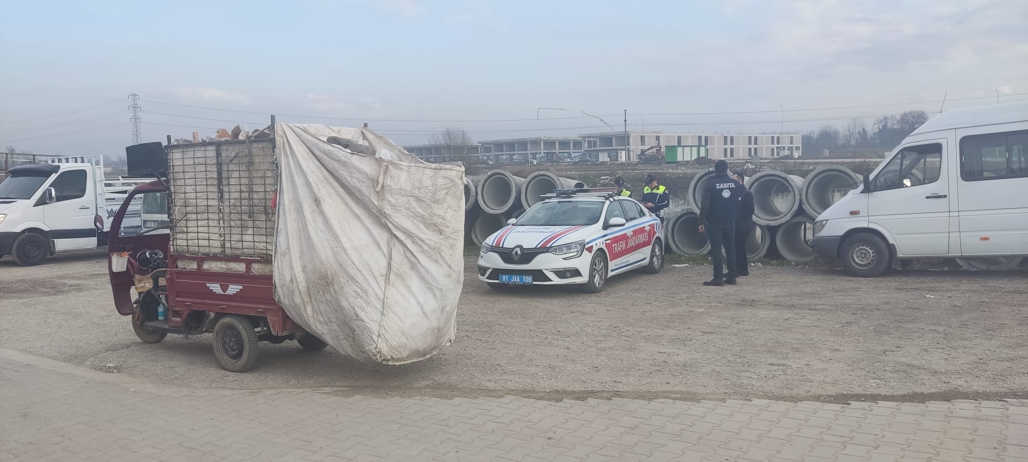 LİSANSSIZ ÇEKÇEKLER’E EL KONULDU