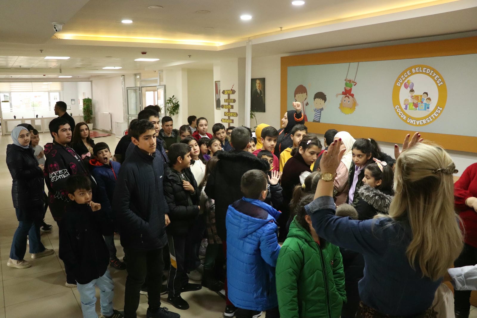 MİSAFİR ÇOCUKLAR ÇOCUK ÜNİVERSİTESİNDE