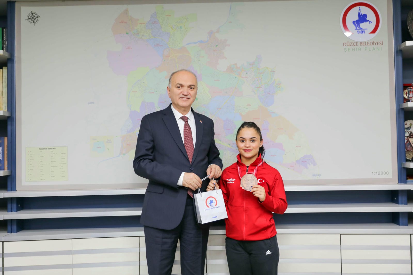 AVRUPA ÜÇÜNCÜSÜNDEN BAŞKAN ÖZLÜ’YE ZİYARET
