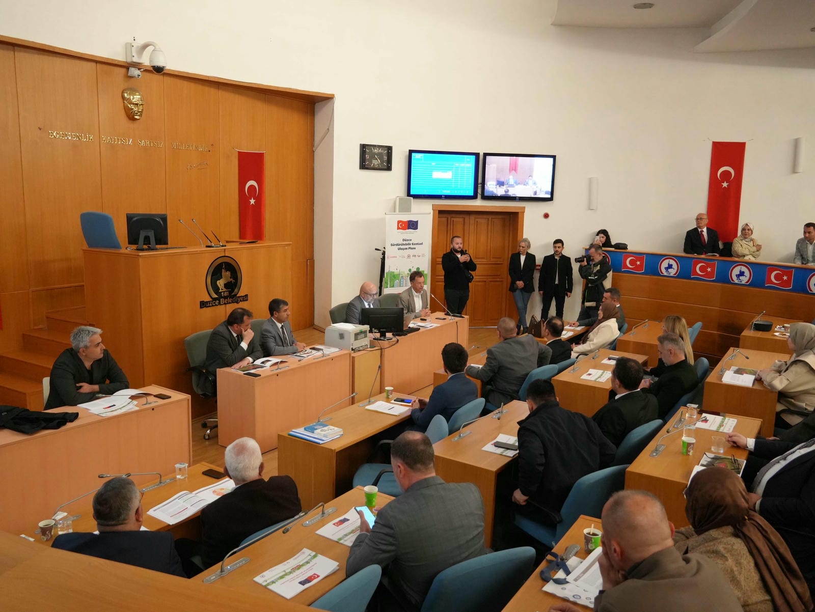 SKUPPROJESİ’NDE YAPILANLAR MECLİS SALONUNDA ANLATILDI