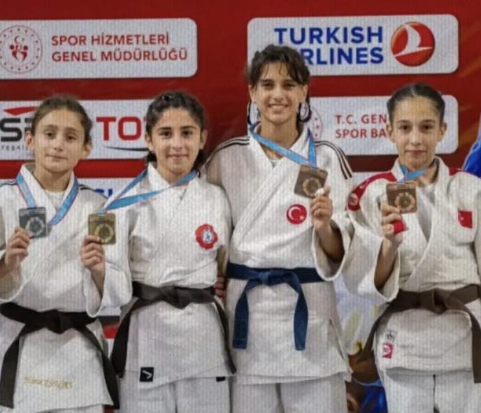 SPOR AKADEMİSİ SPORCUSU ERVA EREN'DEN BÜYÜK BAŞARI