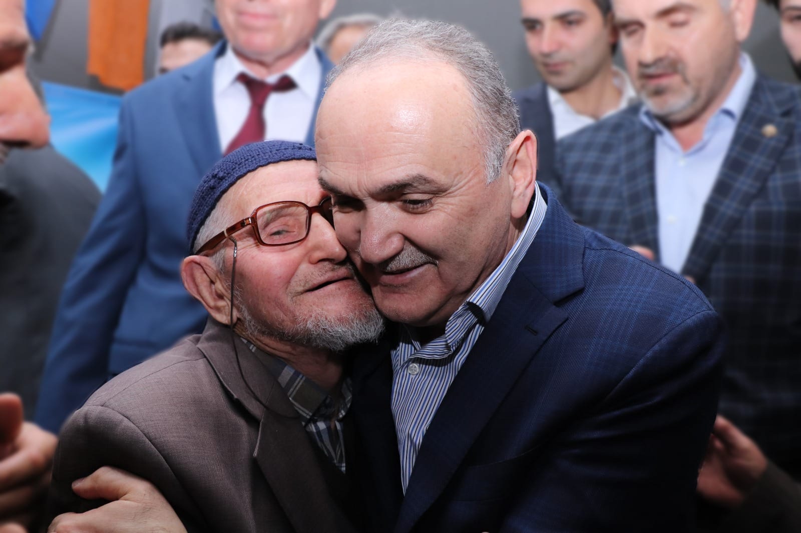 BAŞKAN ÖZLÜ’NÜN YAŞLILAR GÜNÜ MESAJI
