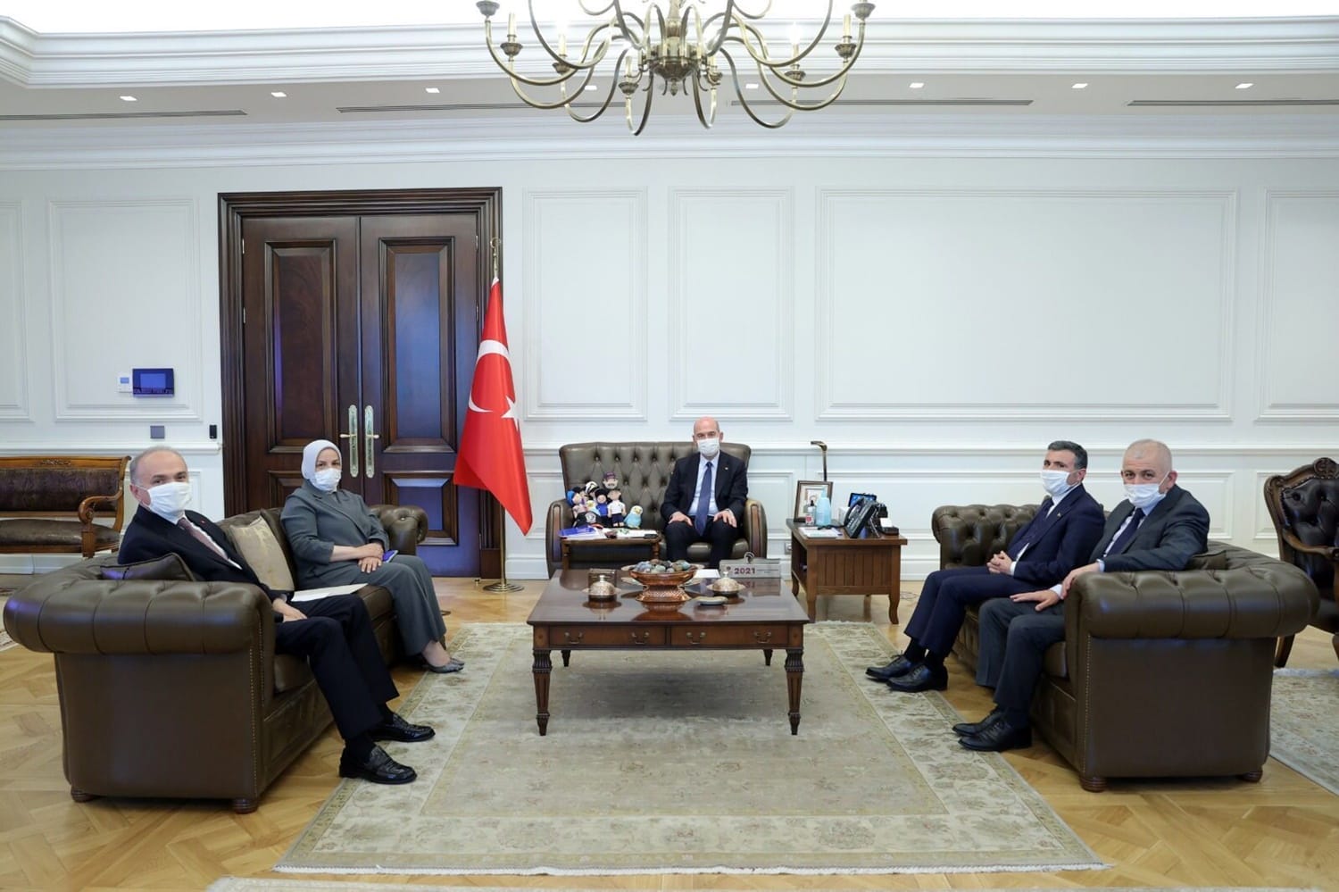ANKARA’DAN ELLERİ DOLU DÖNDÜLER