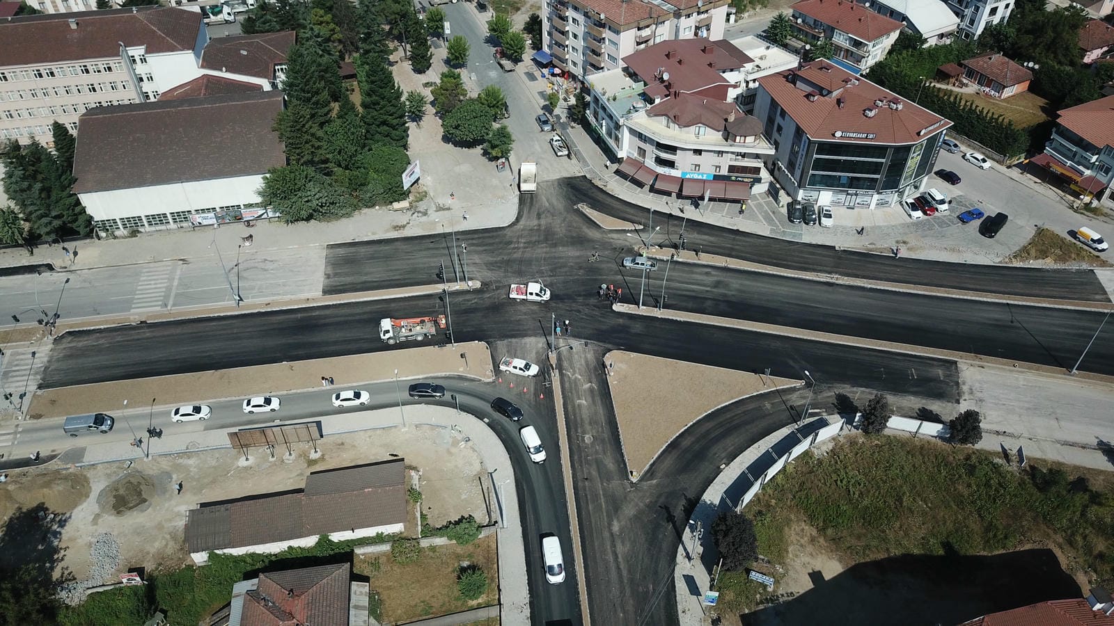 8 GÜNDE TRAFİĞE AÇILDI