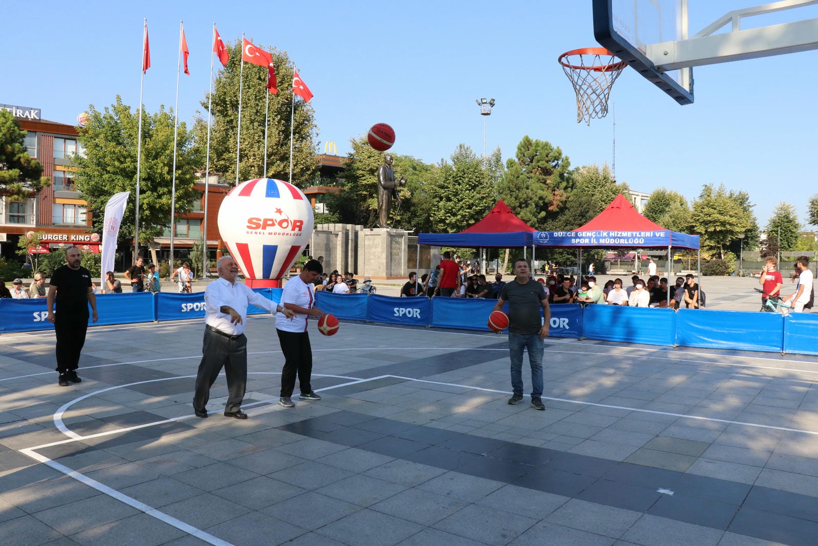 BASKETBOL AŞIĞI ARİF’İN HAYALİ GERÇEK OLDU