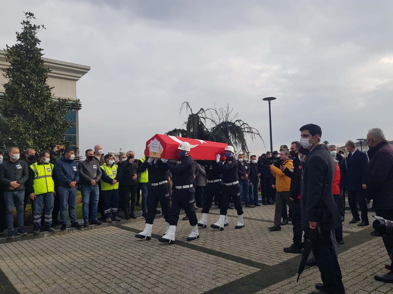 İTFAİYE ERLERİ İÇİN DÜZCE'DE DE TÖREN DÜZENLENDİ