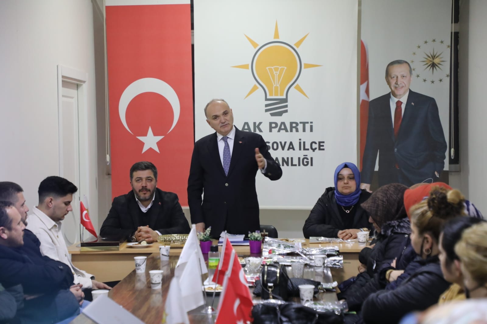 ÖZLÜ: “GÜMÜŞOVA BİZİM GÖZBEBEĞİMİZ”