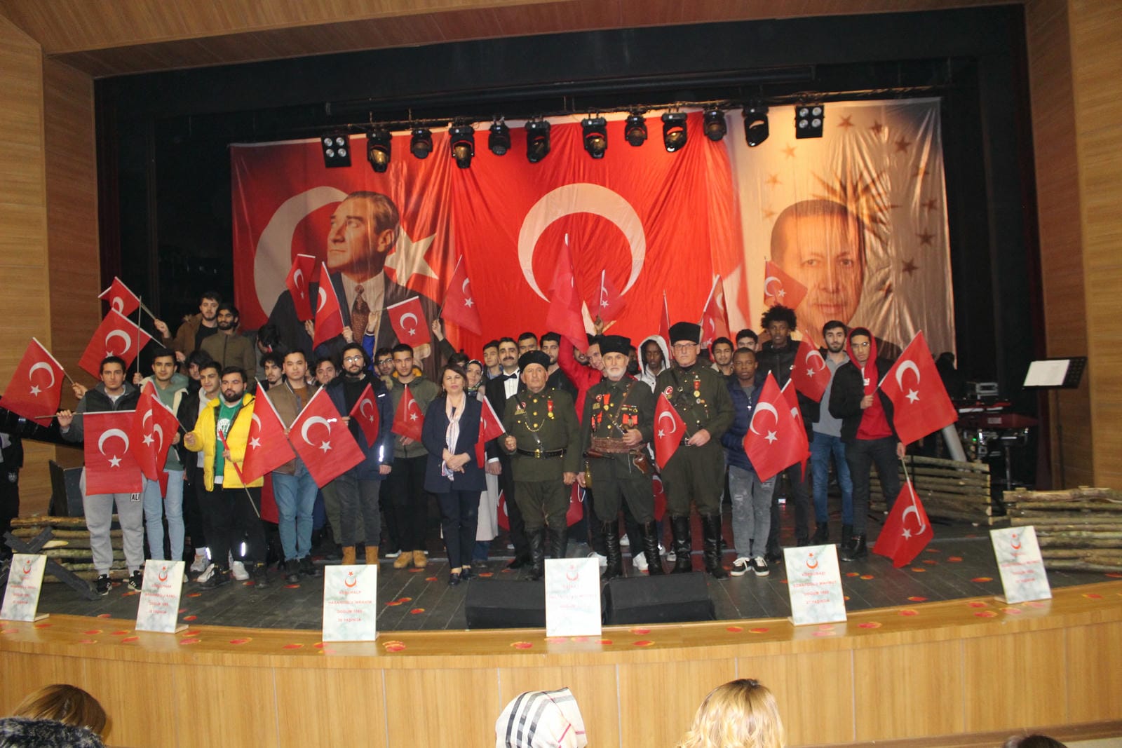 BELEDİYEDEN “ÇANAKKALE ZAFERİ ANMA GECESİ”