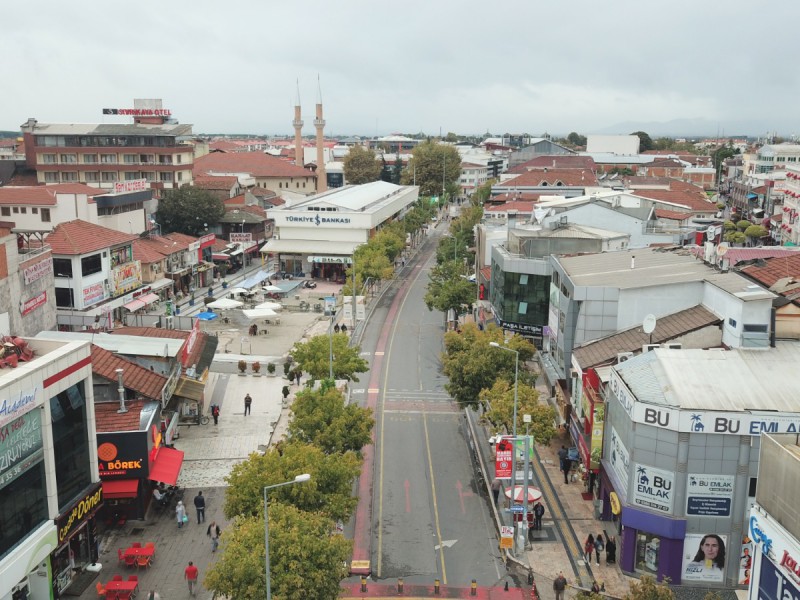 İSTANBUL CADDESİNDE DÜZENLEME BAŞLIYOR