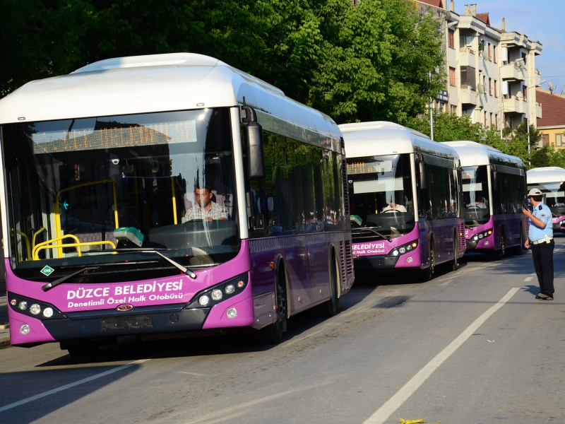 YOĞUN SAATLERDE EK SEFER DÜZENLENİYOR